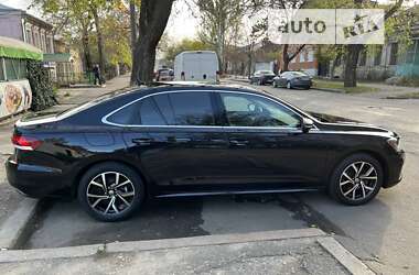 Седан Volkswagen Passat 2020 в Николаеве