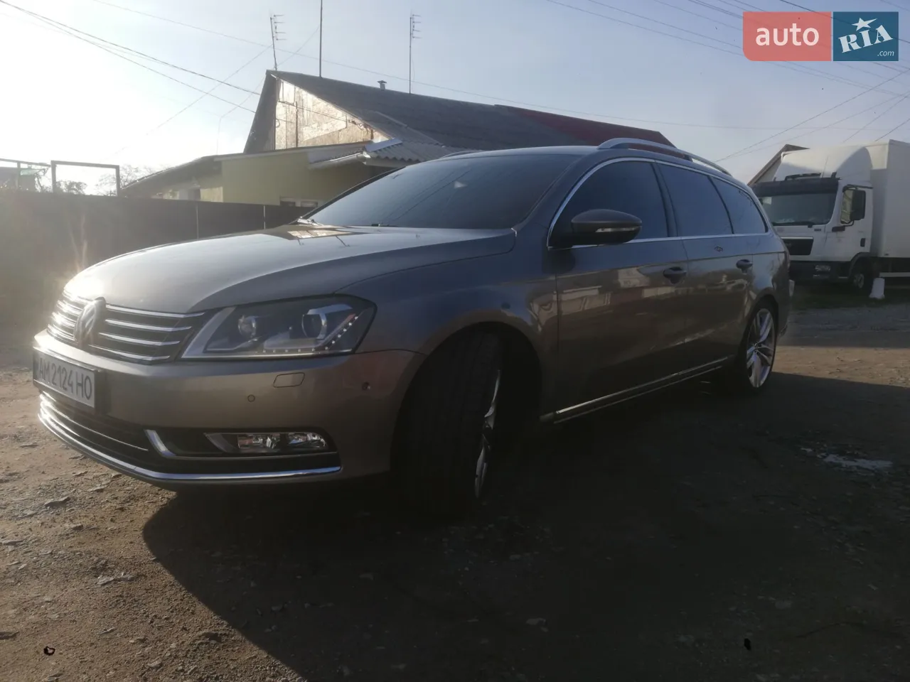 2010 Volkswagen Passat - мініатюра 27