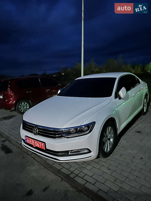 Седан Volkswagen Passat 2018 в Мукачево