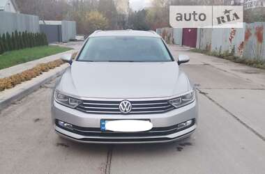 Універсал Volkswagen Passat 2019 в Львові