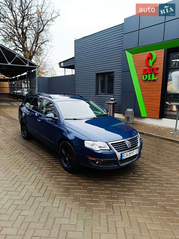 Универсал Volkswagen Passat 2009 в Харькове