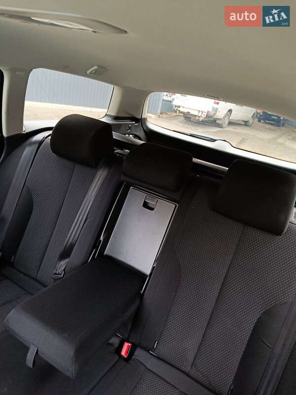 Универсал Volkswagen Passat 2009 в Харькове