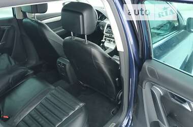 Универсал Volkswagen Passat 2011 в Овруче