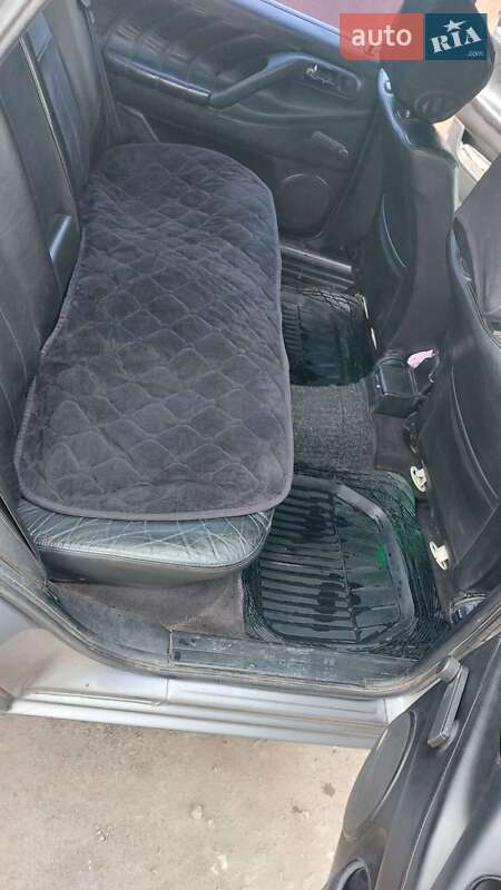 Седан Volkswagen Passat 1993 в Харькове фото 3 Седан Volkswagen Passat 1993 в Харькове