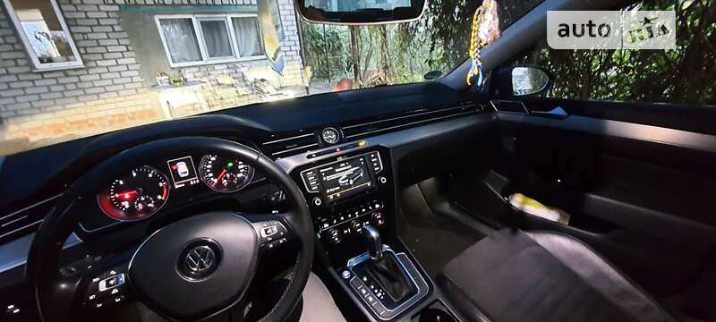 Универсал Volkswagen Passat 2015 в Кривом Роге
