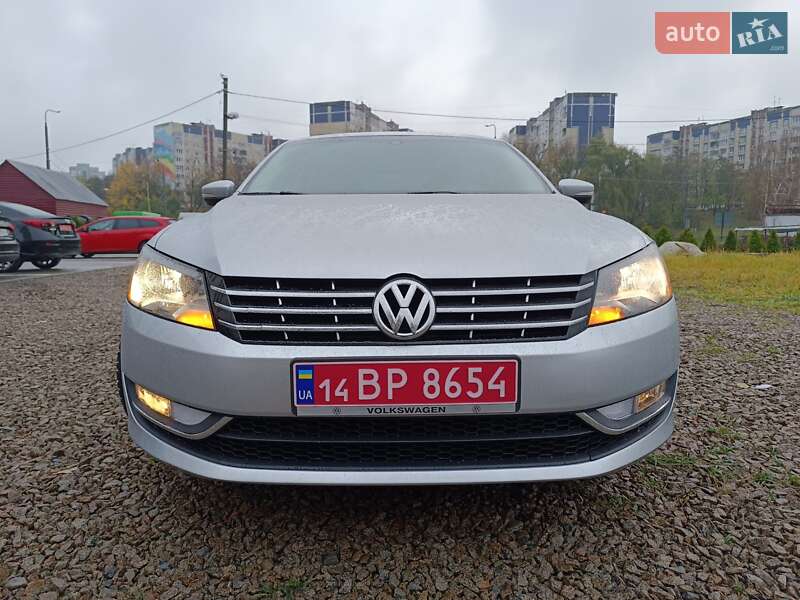 Седан Volkswagen Passat 2014 в Львове