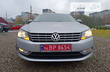 Седан Volkswagen Passat 2014 в Львове