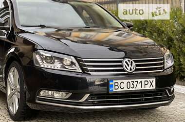 Седан Volkswagen Passat 2012 в 