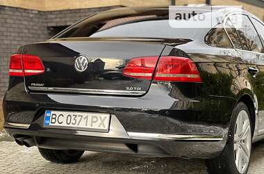 Седан Volkswagen Passat 2012 в 