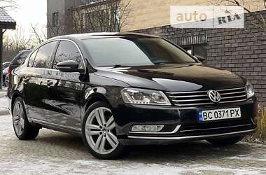 Седан Volkswagen Passat 2012 в 