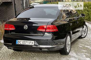 Седан Volkswagen Passat 2012 в 