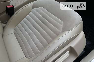 Седан Volkswagen Passat 2012 в 