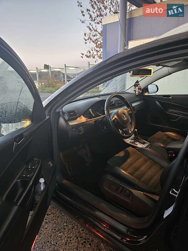 Універсал Volkswagen Passat 2009 в Хмельницькому