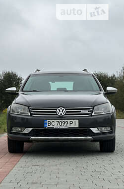 Универсал Volkswagen Passat 2012 в Львове