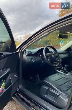 Седан Volkswagen Passat 2010 в 