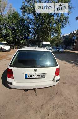 Універсал Volkswagen Passat 1999 в Києві