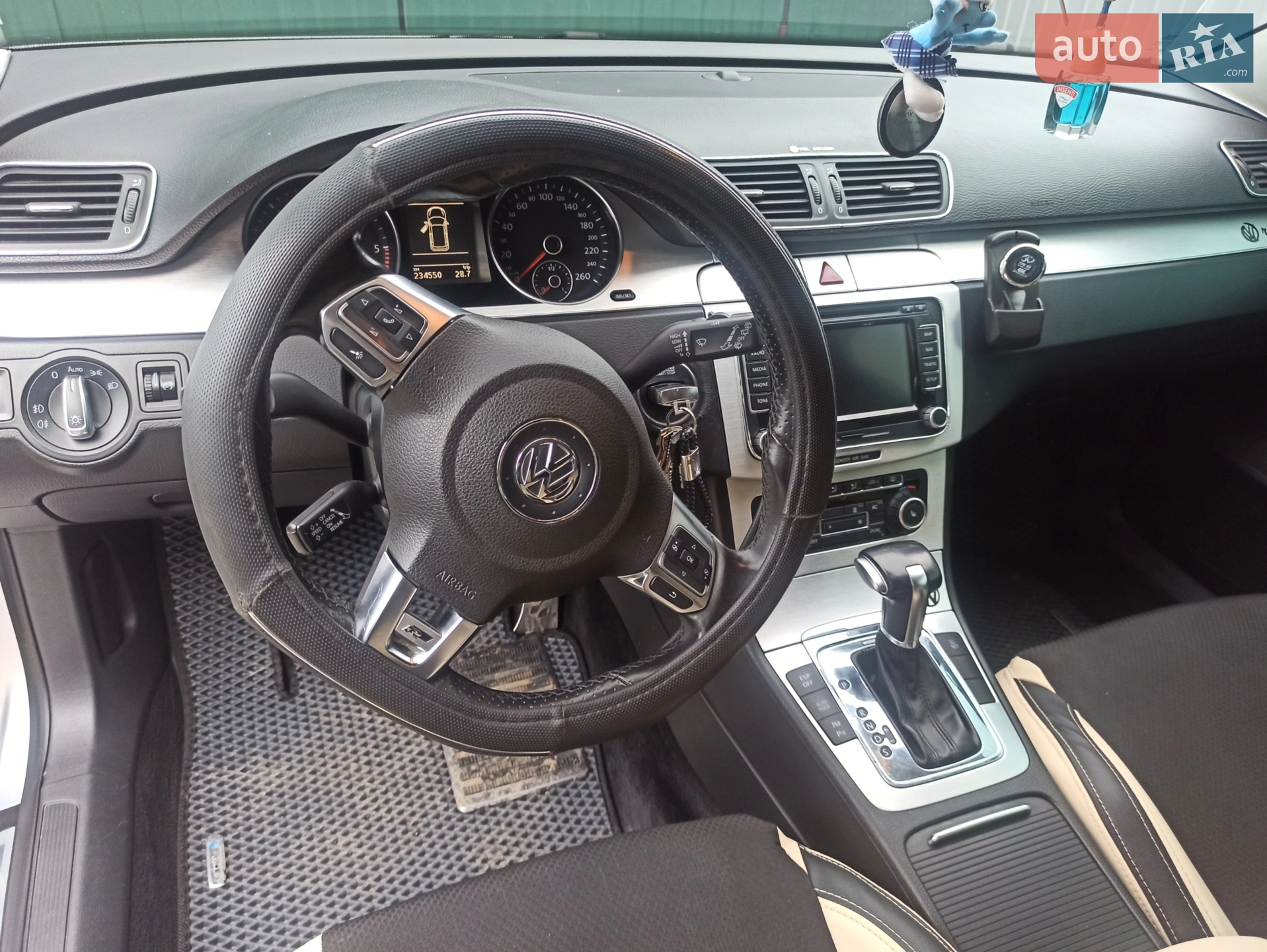 2010 Volkswagen Passat - мініатюра 12