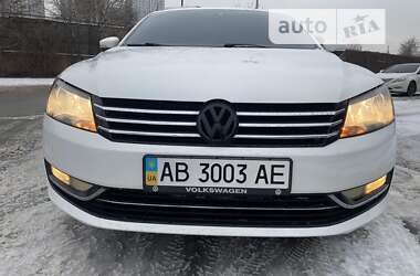 Седан Volkswagen Passat 2014 в Києві