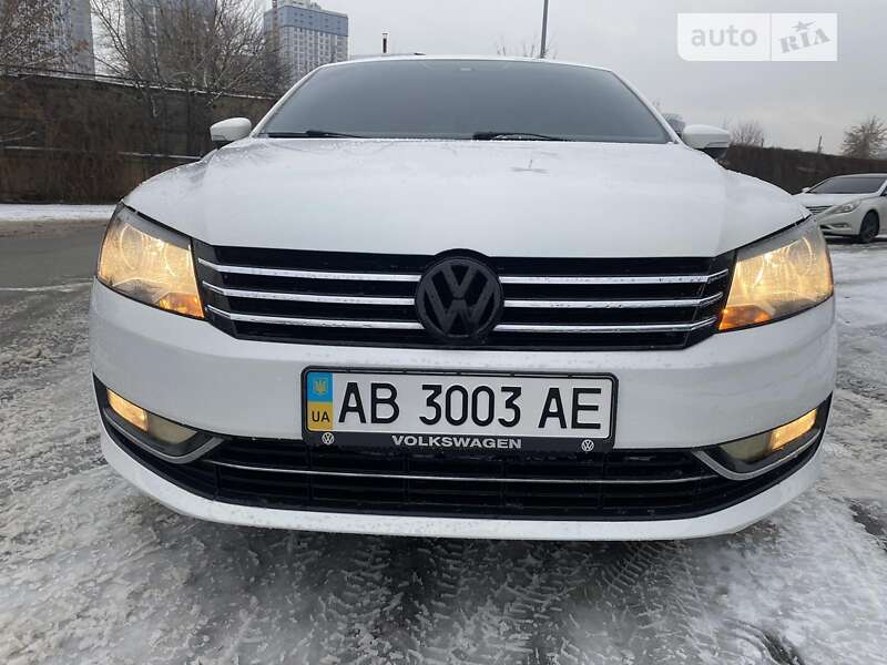 Седан Volkswagen Passat 2014 в 