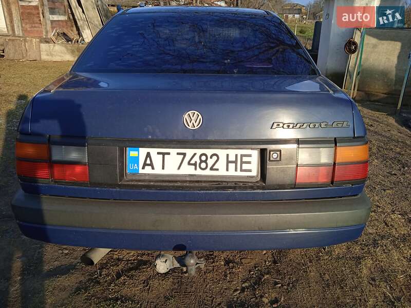Седан Volkswagen Passat 1993 в Коломиї