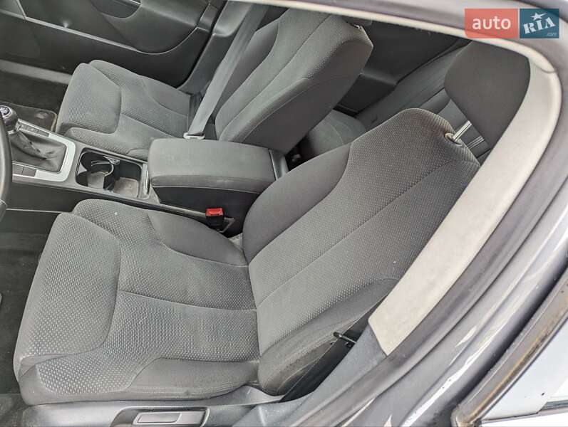Універсал Volkswagen Passat 2008 в Снятині