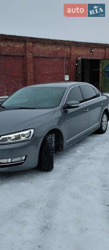 Седан Volkswagen Passat 2013 в Баранівці