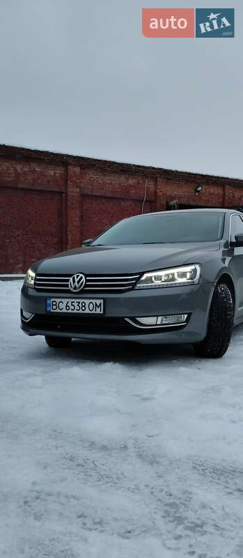 Седан Volkswagen Passat 2013 в Баранівці