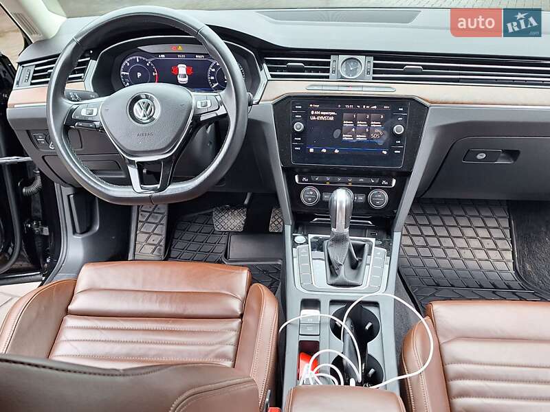 Седан Volkswagen Passat 2017 в Кривому Розі