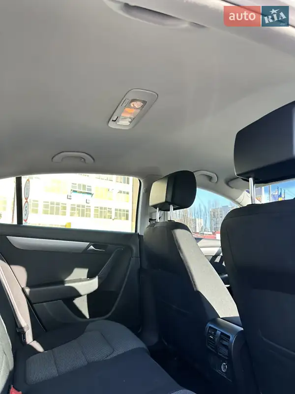 Volkswagen Passat 2011 VIN WVWZZZ3CZBP307164 фото оголошення 6 з 50