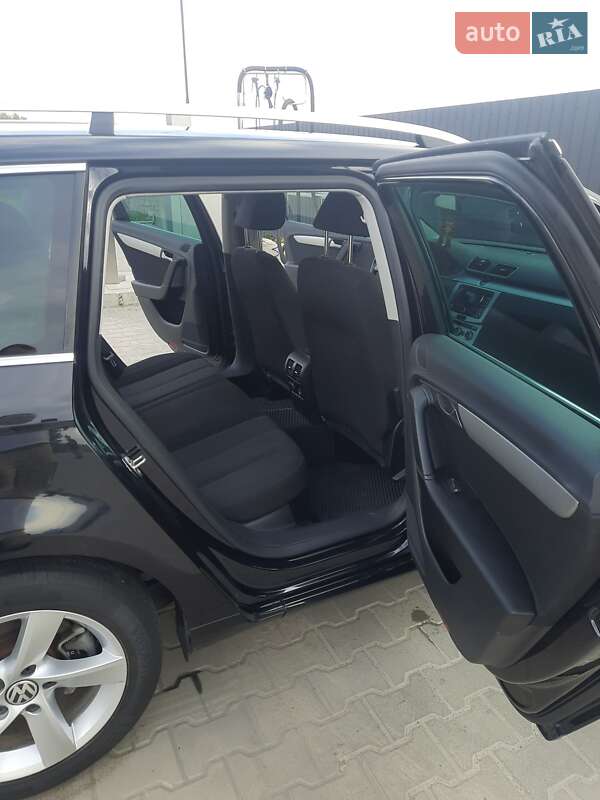 Универсал Volkswagen Passat 2013 в Жовкве фото 41 Универсал Volkswagen Passat 2013 в Жовкве