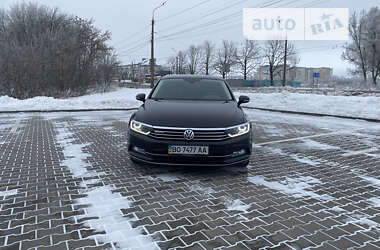 Седан Volkswagen Passat 2016 в Тернополе