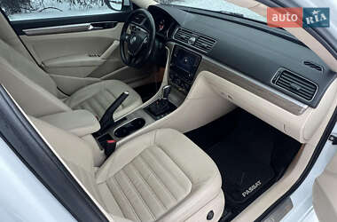 Седан Volkswagen Passat 2017 в 