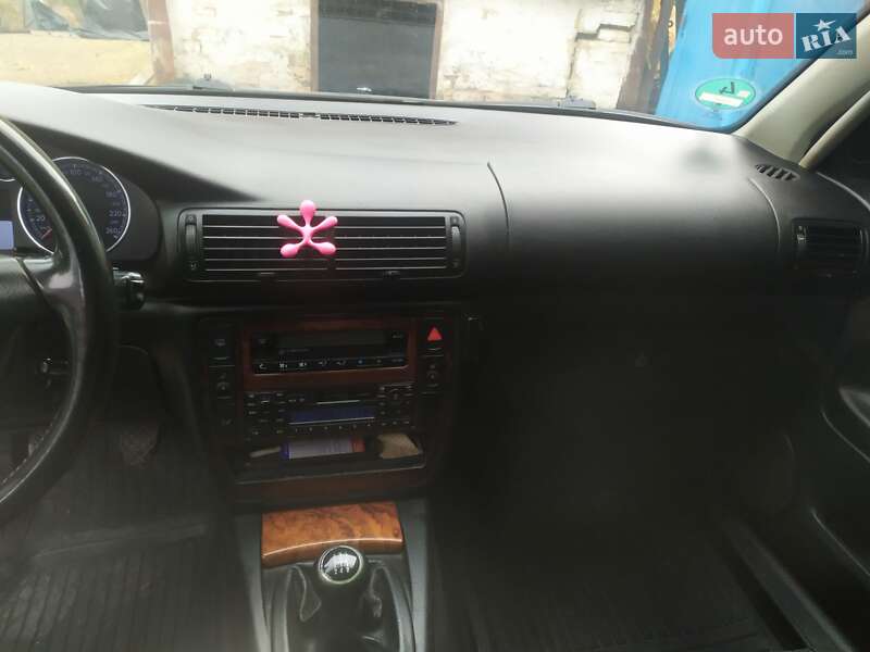 Універсал Volkswagen Passat 2002 в Бердичеві