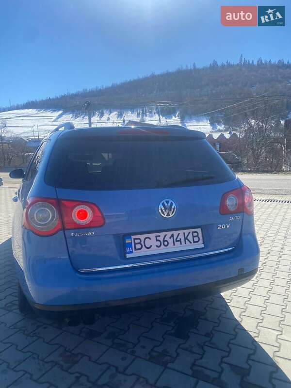 Універсал Volkswagen Passat 2006 в Воловцю