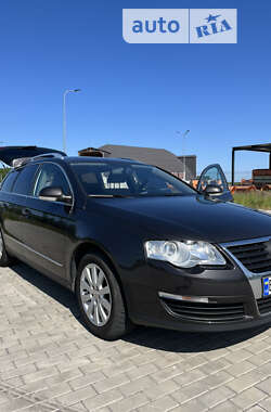 Универсал Volkswagen Passat 2008 в Новом Роздоле