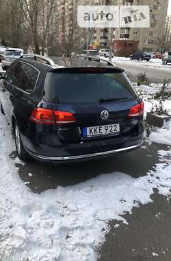 Универсал Volkswagen Passat 2013 в Киеве