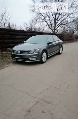 Седан Volkswagen Passat 2016 в 