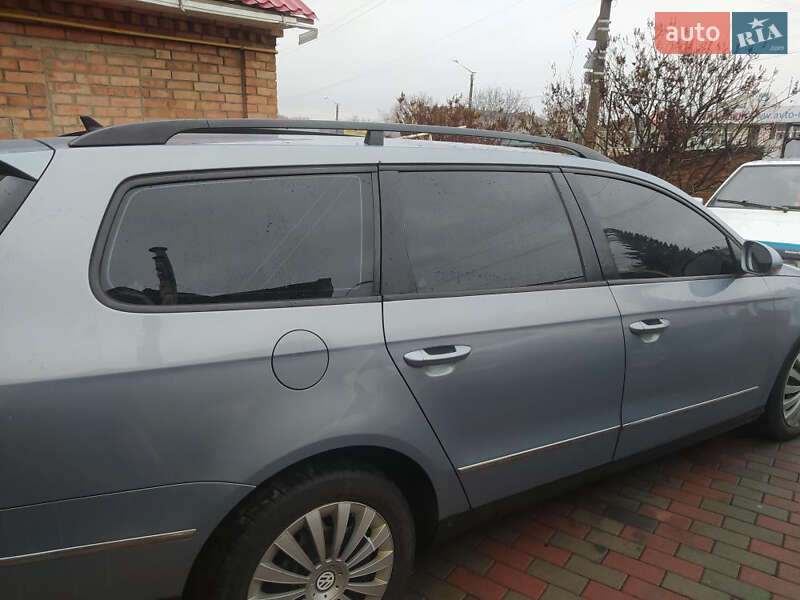 Універсал Volkswagen Passat 2009 в Хмельницькому