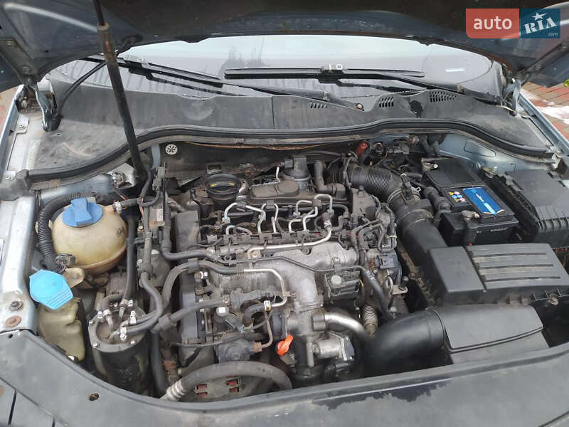 Універсал Volkswagen Passat 2009 в Хмельницькому