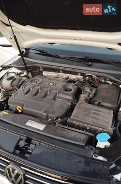 Универсал Volkswagen Passat 2015 в Любаре
