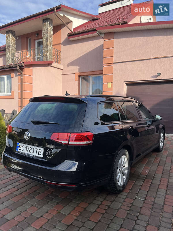 Універсал Volkswagen Passat 2019 в Львові