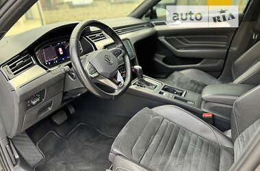 Седан Volkswagen Passat 2020 в 