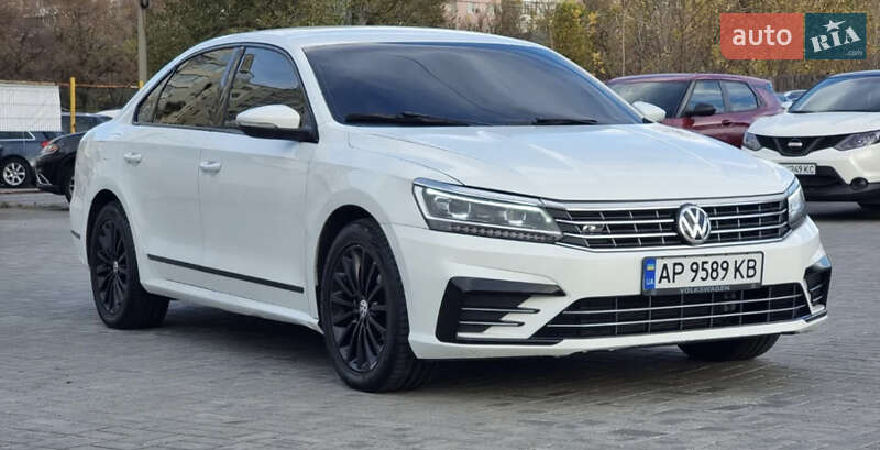 Седан Volkswagen Passat 2016 в Запоріжжі