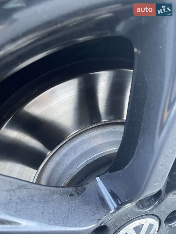 Універсал Volkswagen Passat 2014 в Одесі