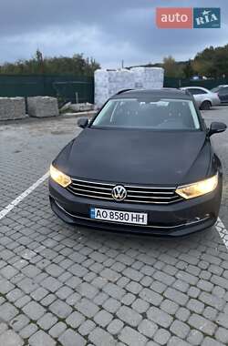 Универсал Volkswagen Passat 2016 в Ужгороде