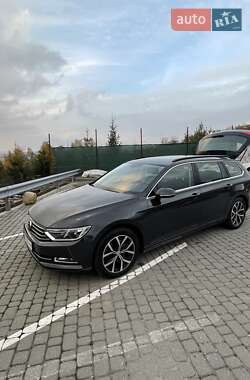 Универсал Volkswagen Passat 2016 в Ужгороде