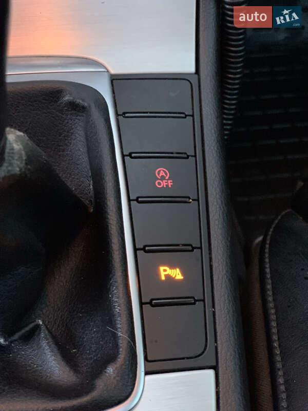 Універсал Volkswagen Passat 2013 в Стрию