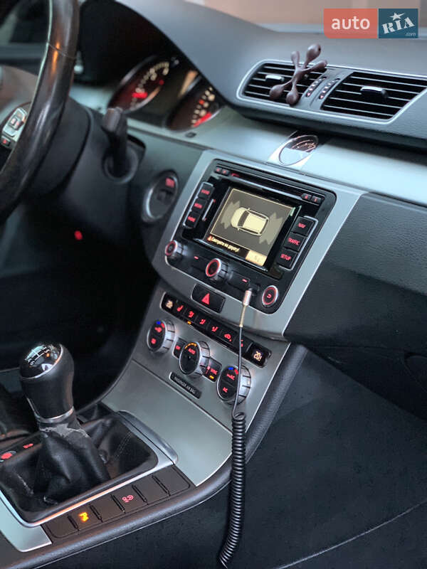 Універсал Volkswagen Passat 2013 в Стрию