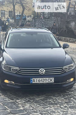 Універсал Volkswagen Passat 2015 в Києві