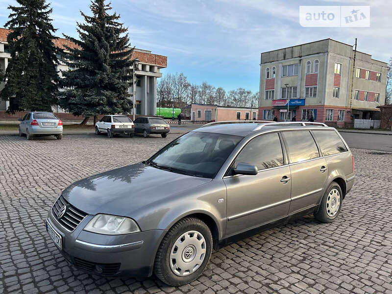 Універсал Volkswagen Passat 2004 в Кам'янець-Подільському